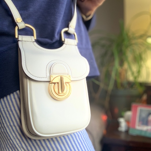 ⛔️SOLD⛔️Authentic Tory burch Leather phone/Card - Picture 7 of 8